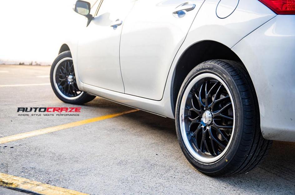 TOYOTA COROLLA CHEETAH SPORTS BLACK SUEDE